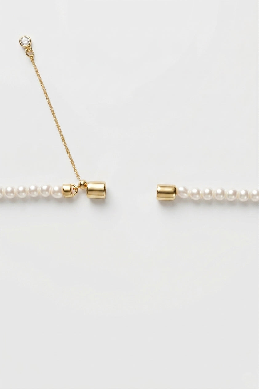 Minimal Pearl Necklace 4mm