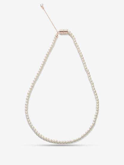 Minimal Pearl Necklace 4mm