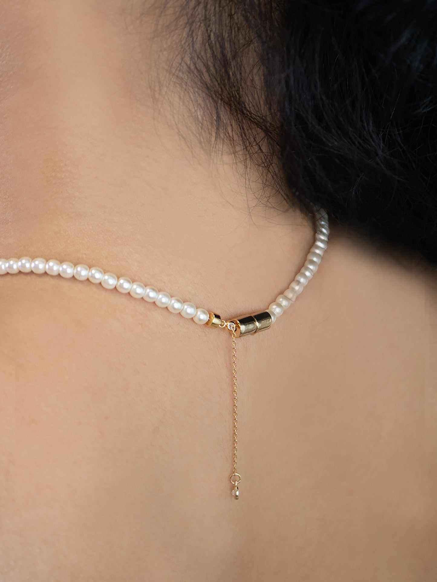Minimal Pearl Necklace 4mm