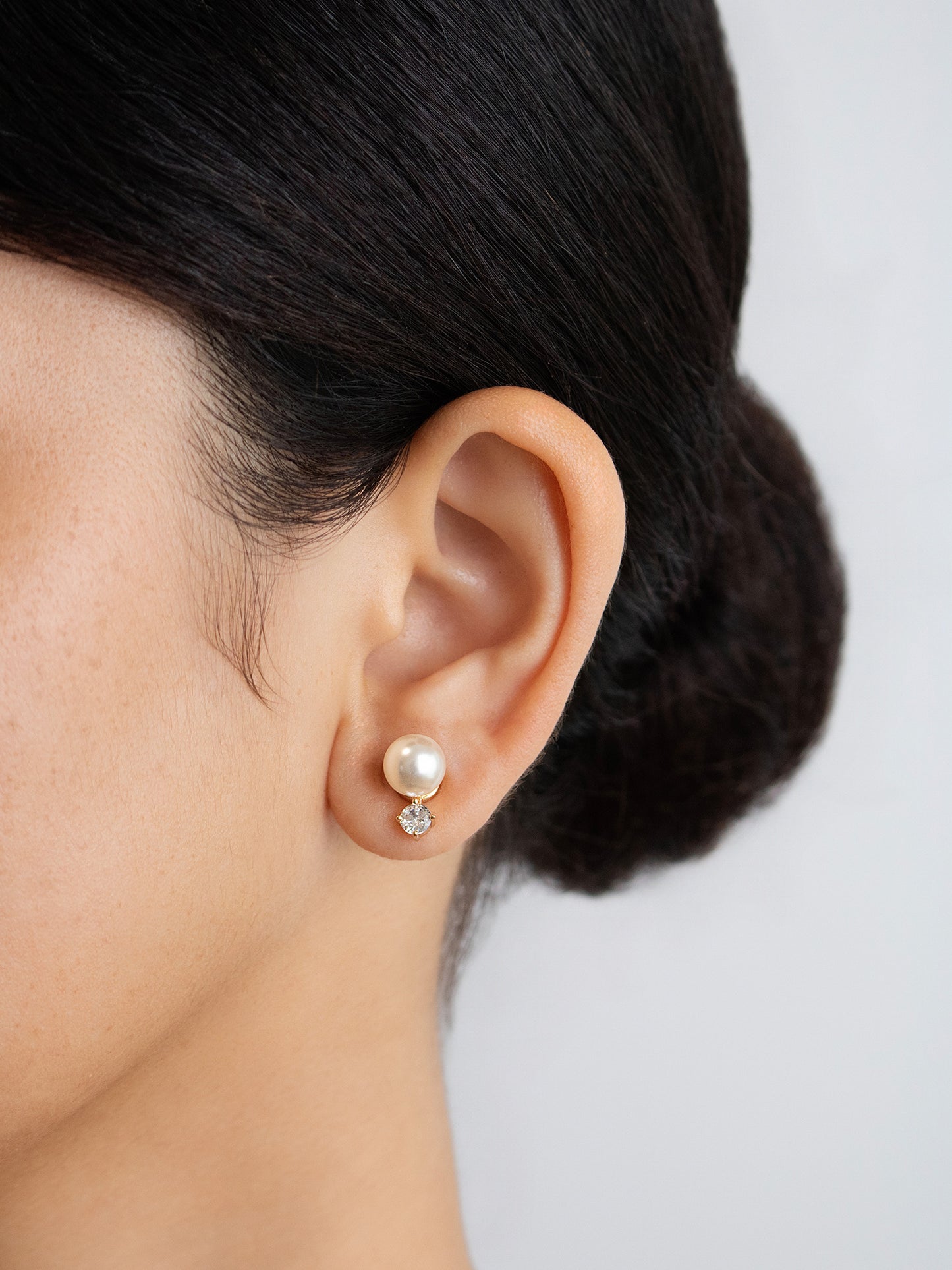 新感覚マグネットピアス｜Pearl Glow