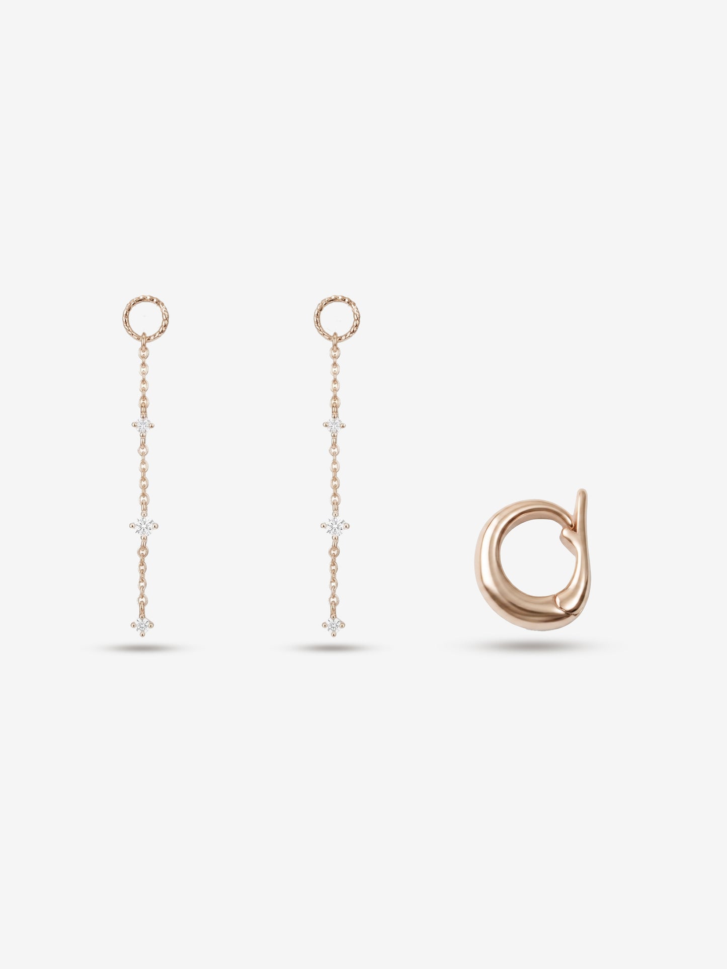 Cubic Chain Charm