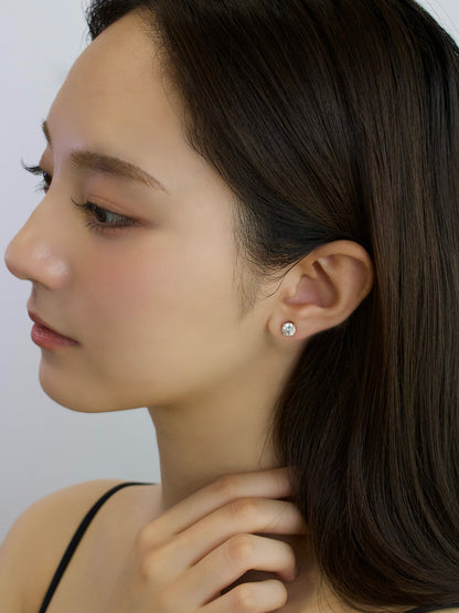 新感覚マグネットピアス｜Classic Cubic