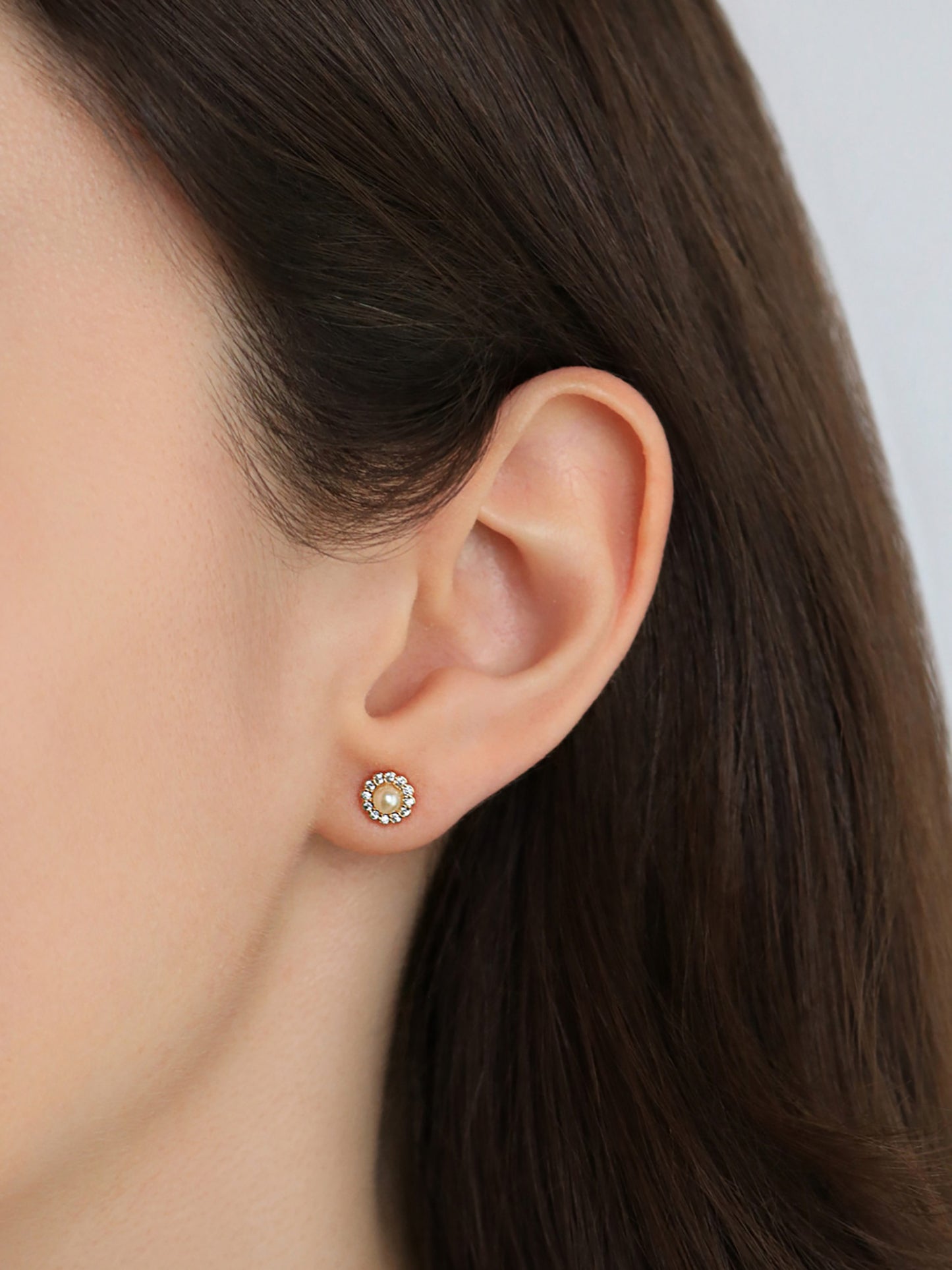 新感覚マグネットピアス｜Pearl Halo