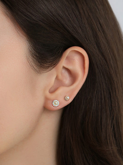 新感覚マグネットピアス｜Pearl Halo