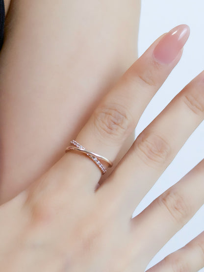 Lumi Cross Ring
