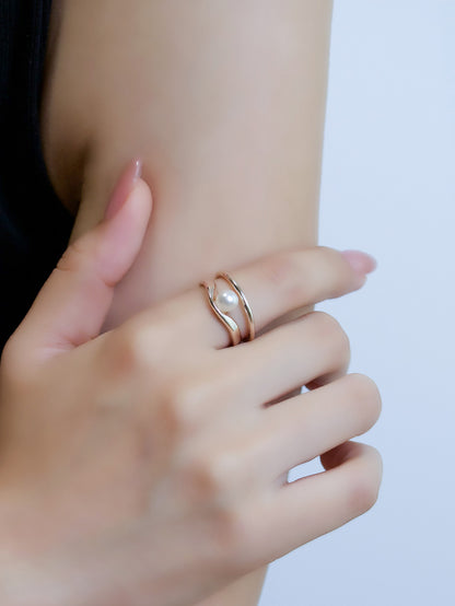 Pearl Embrace Ring